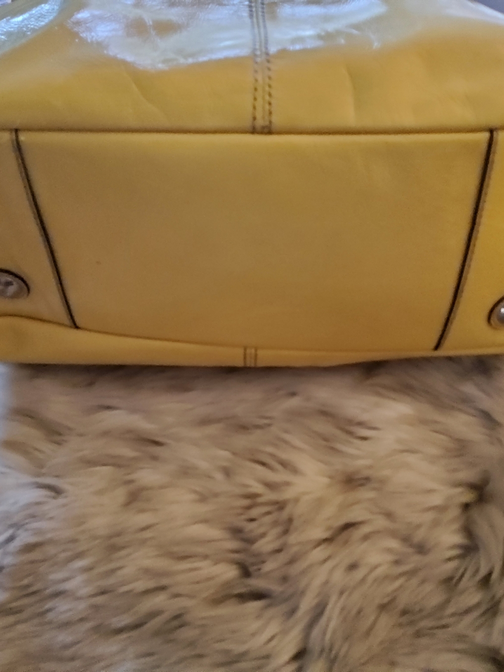Coach Peyton Leather Gallery Tote F13761 GUC - Picture 12 of 16